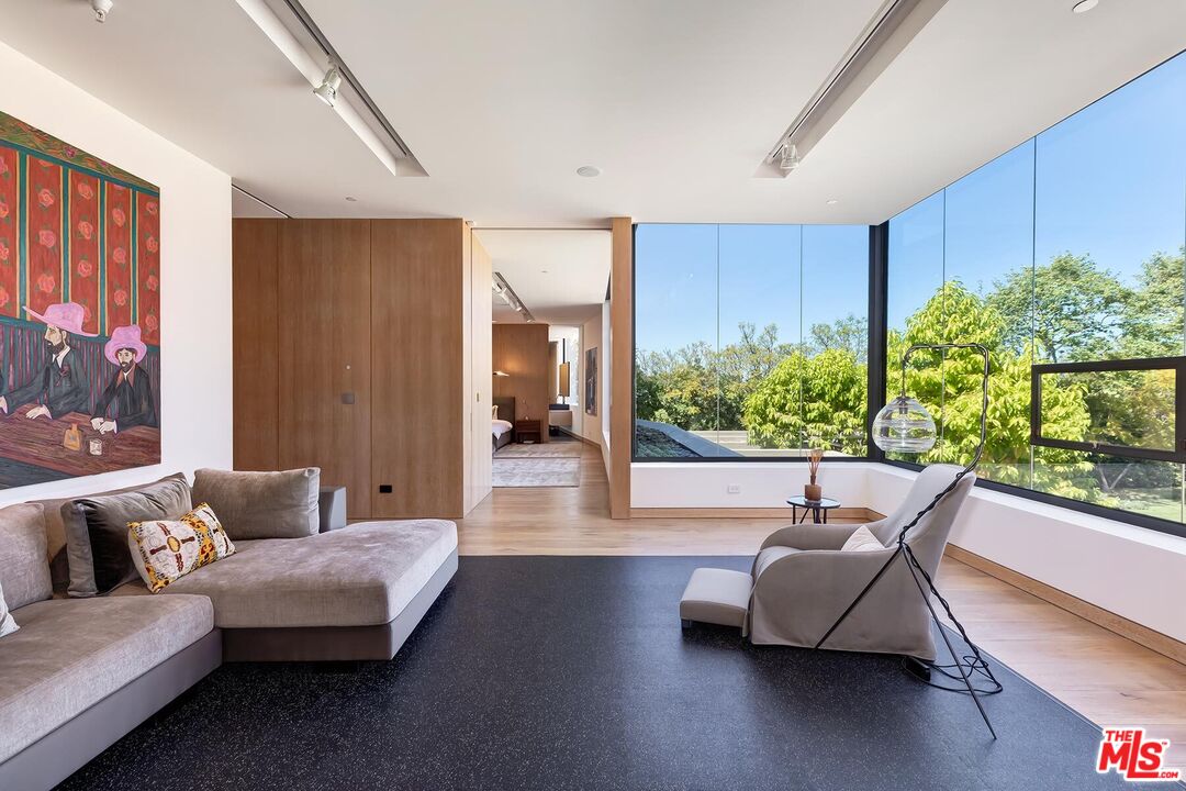 Located in the guard-gated Stoneridge Estates