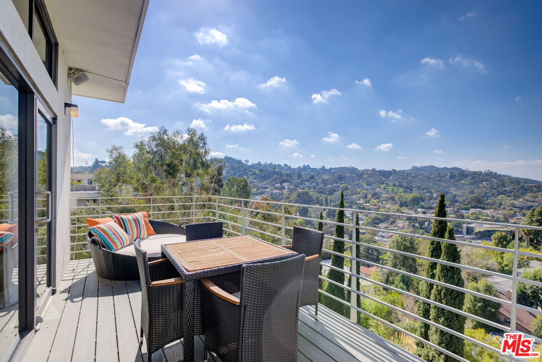 3223 Tareco Dr
