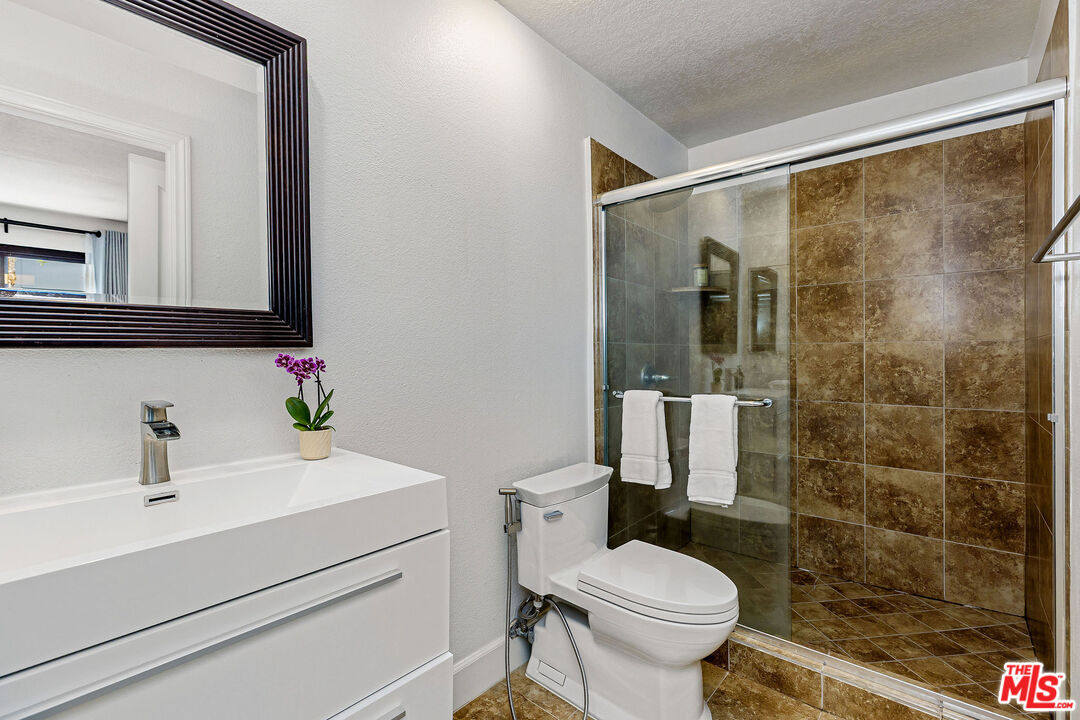 Discover Your Dream Home