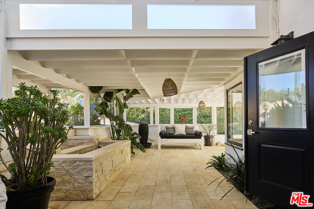 Contemporary Mediterranean estate