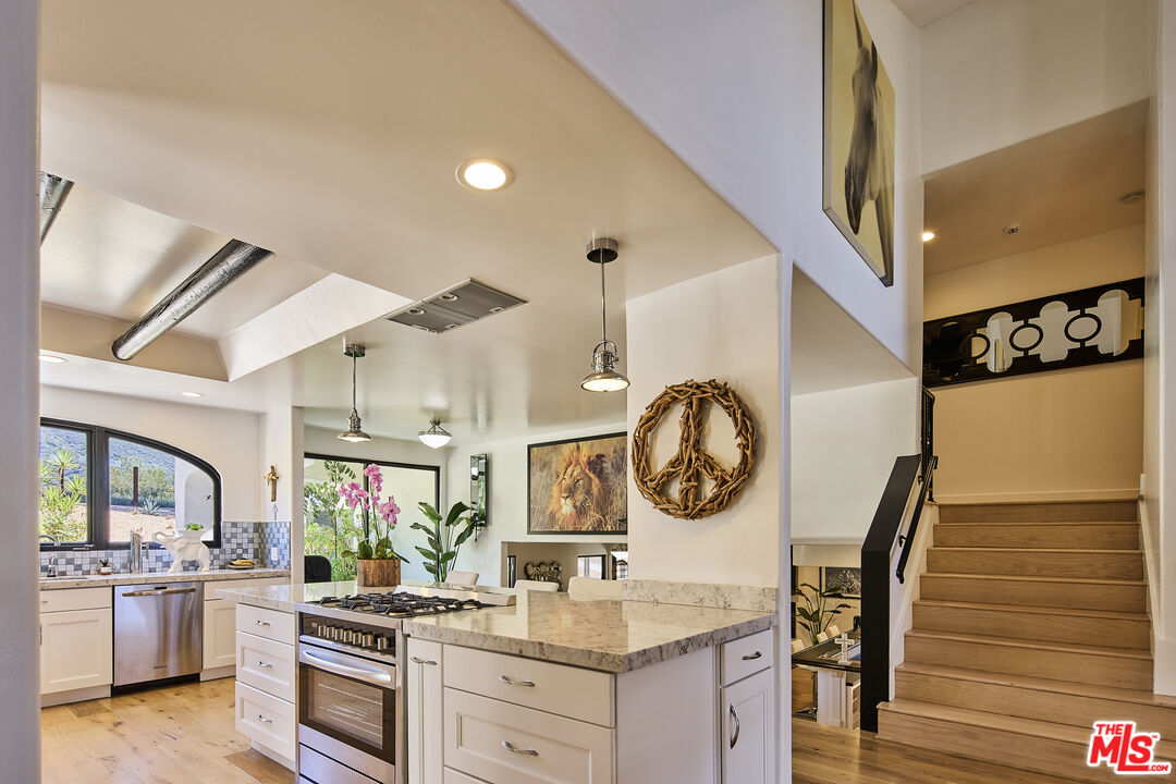 Contemporary Mediterranean estate