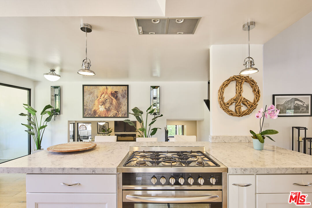 Contemporary Mediterranean estate