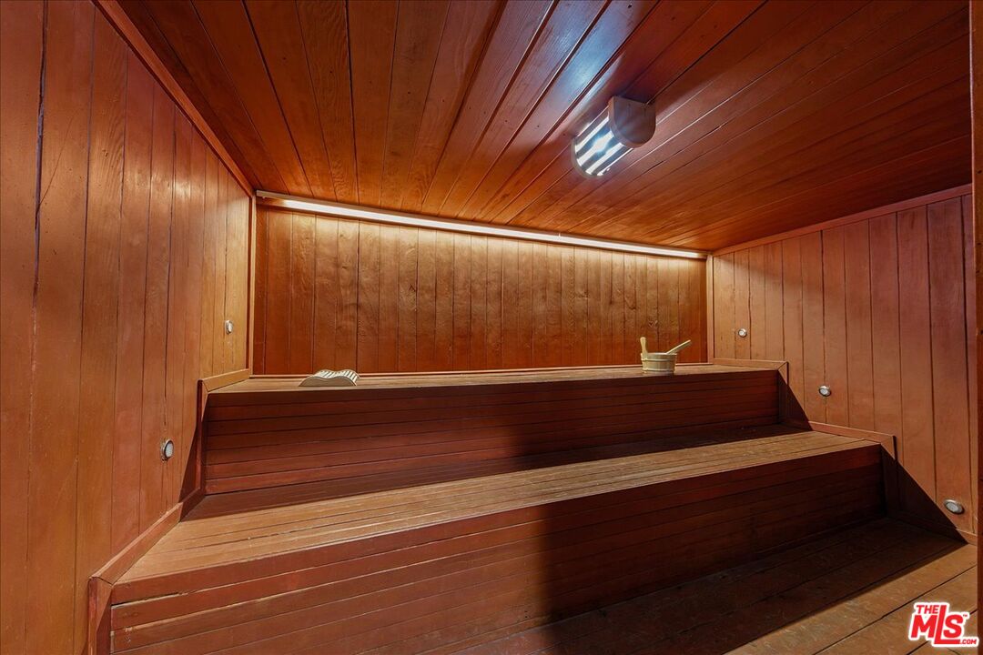 28242 Rey De Copas Ln