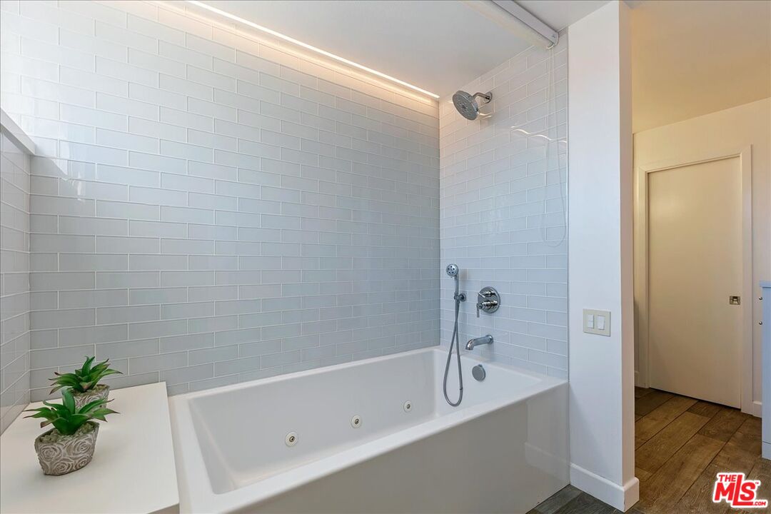 28242 Rey De Copas Ln