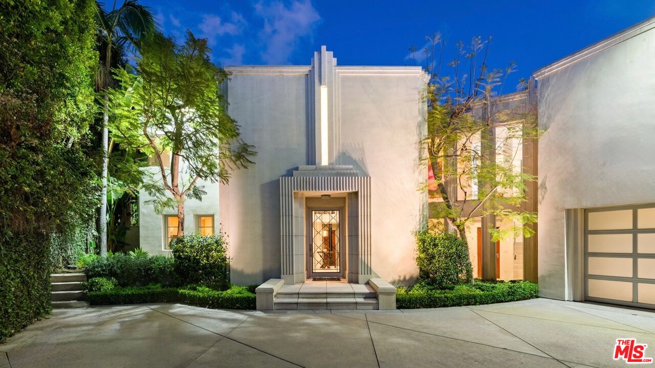 a legendary Hollywood Art Deco residence