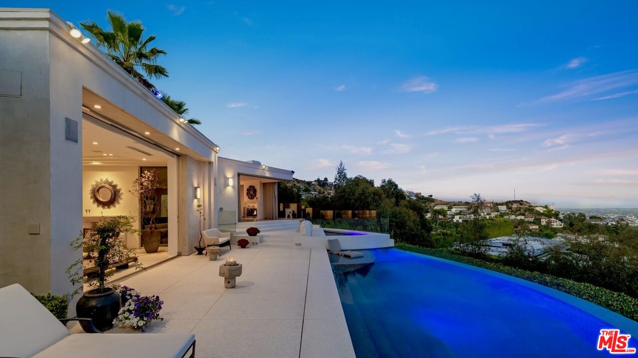 a legendary Hollywood Art Deco residence