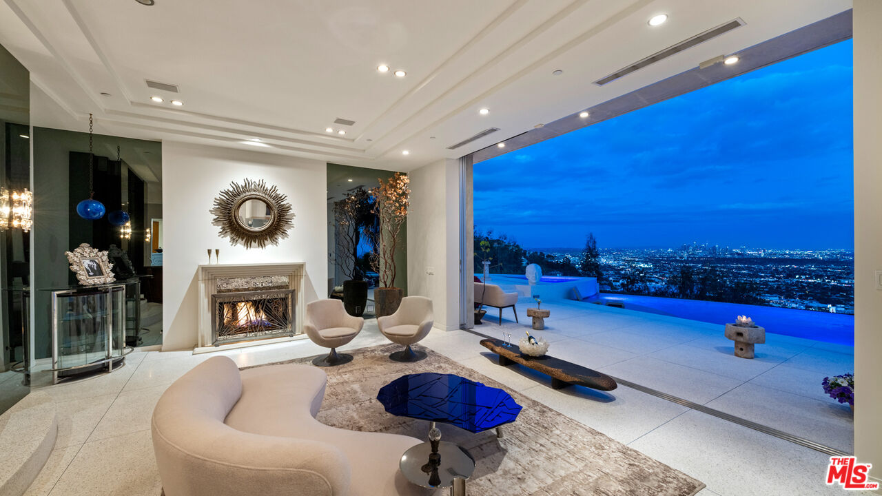 a legendary Hollywood Art Deco residence