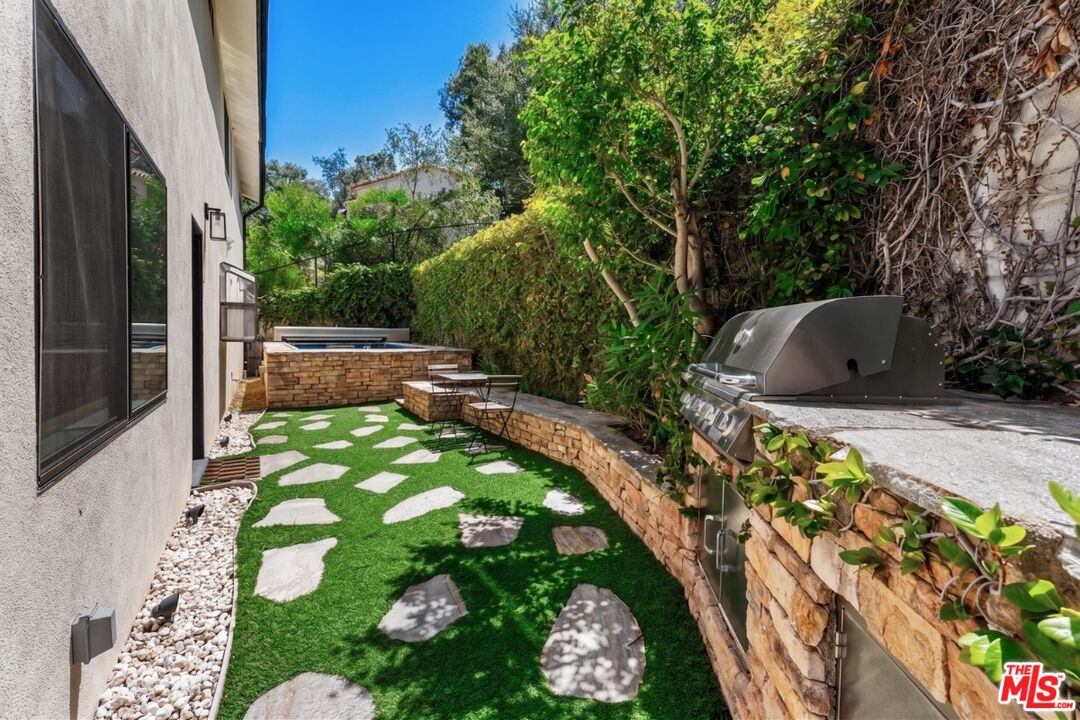 Peaceful, Private Retreat