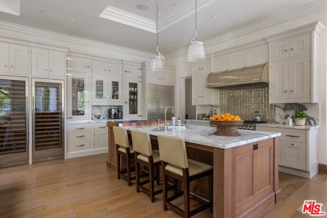 Lakeside Living at Malibou Lake Mountain Club