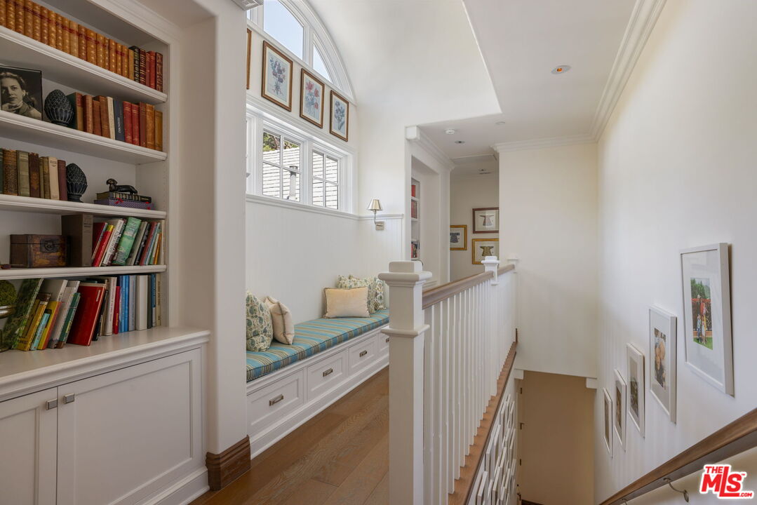 Lakeside Living at Malibou Lake Mountain Club