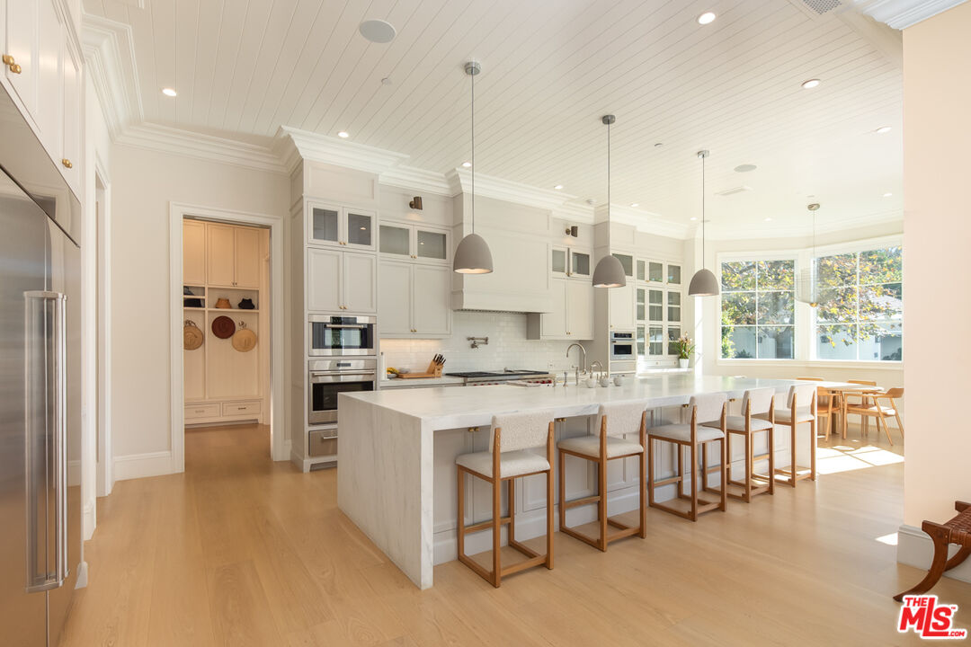 In the heart of palisades riviera