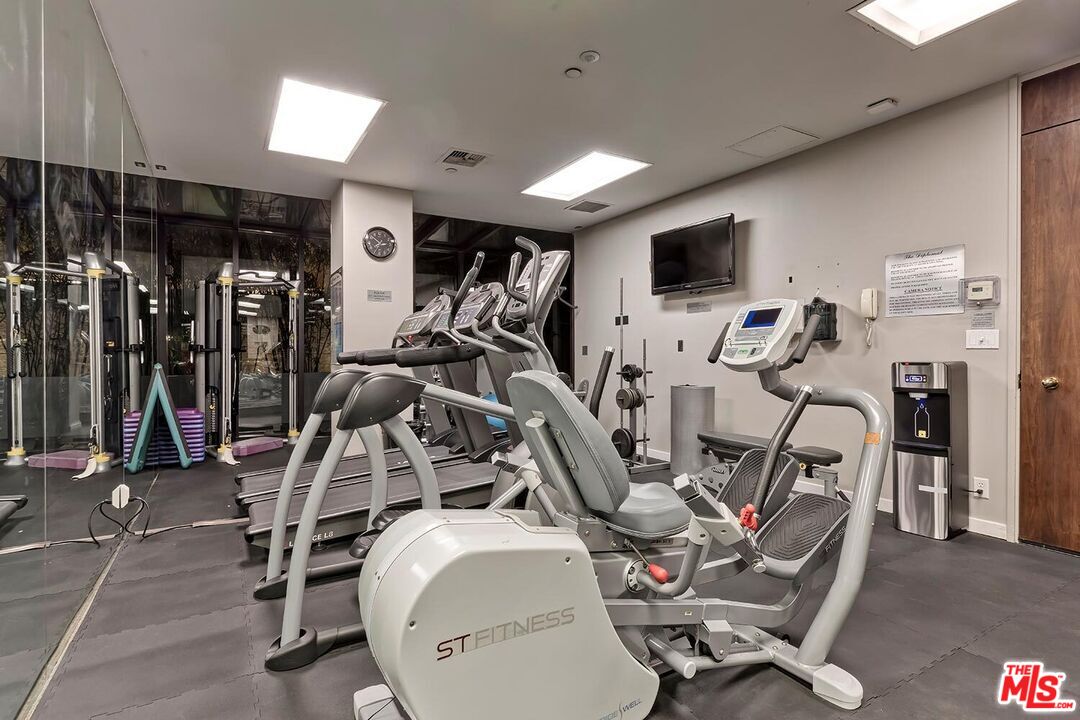 10350 Wilshire Blvd Unit: 1102