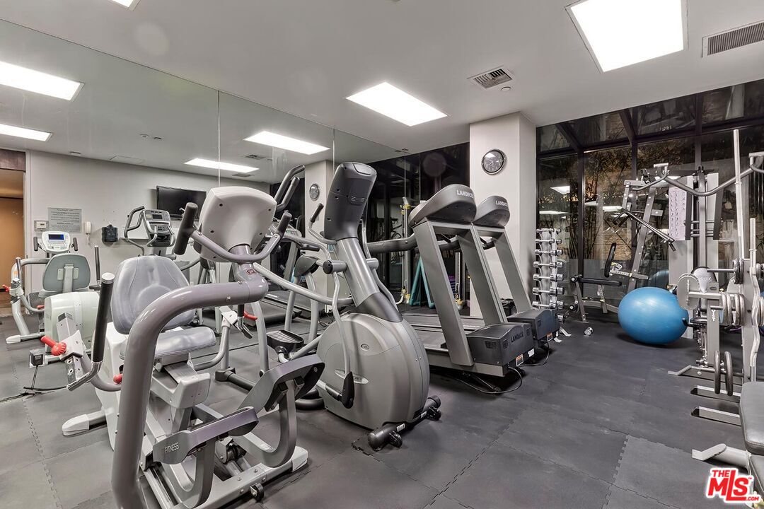 10350 Wilshire Blvd Unit: 1102