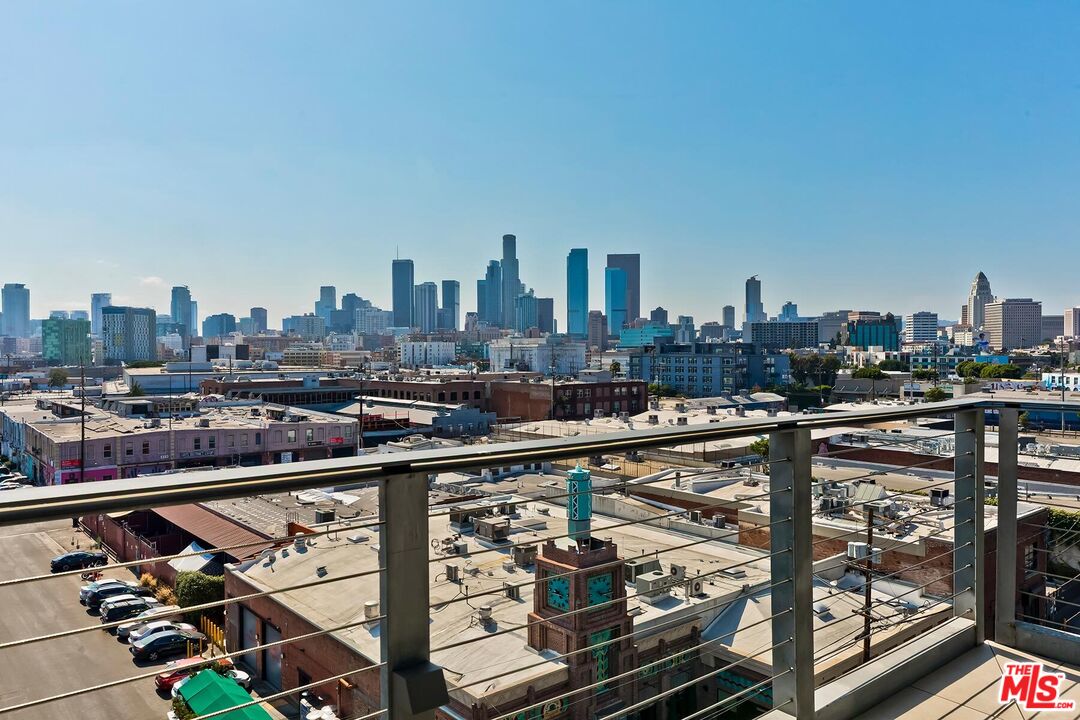 530 S Hewitt St Unit: 126