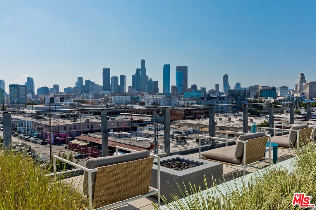 530 S Hewitt St Unit: 126