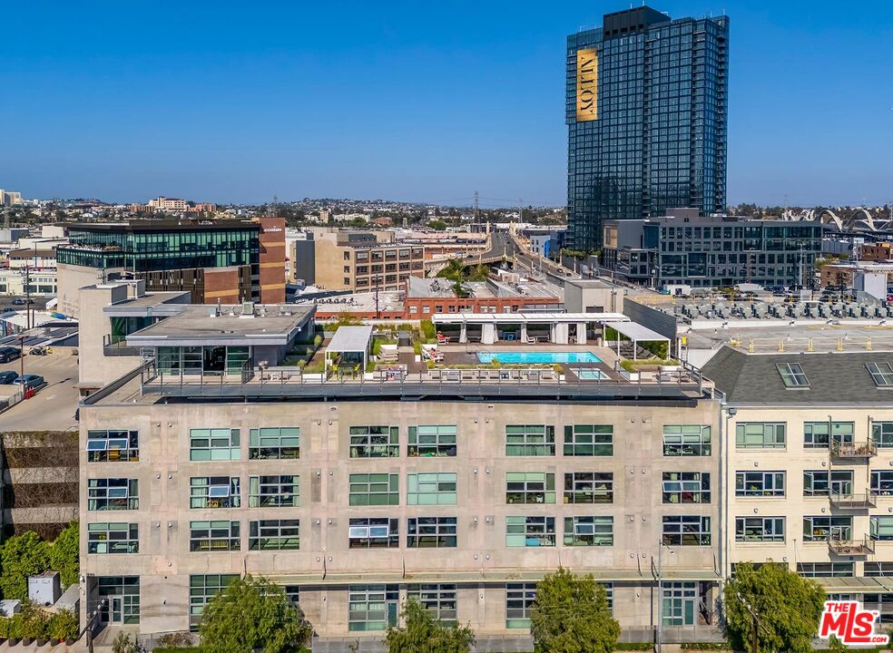 530 S Hewitt St Unit: 126