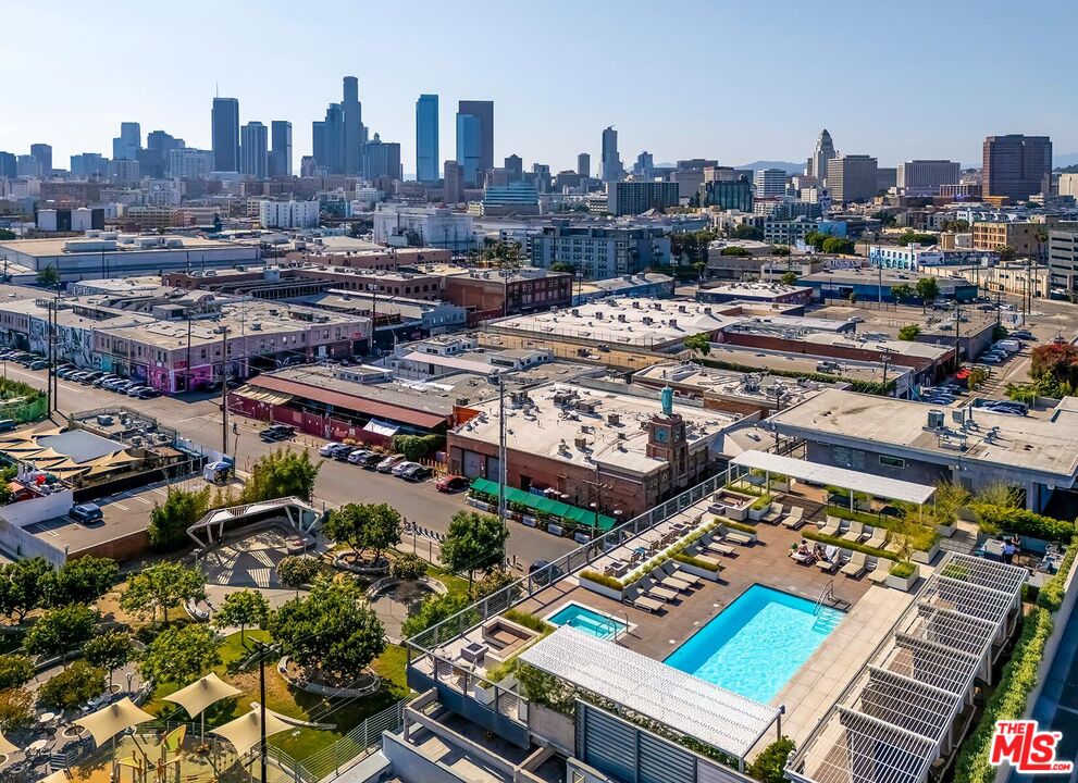 530 S Hewitt St Unit: 126