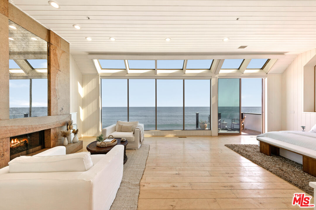 27352 Pacific Coast Hwy