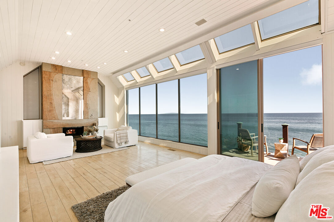 27352 Pacific Coast Hwy