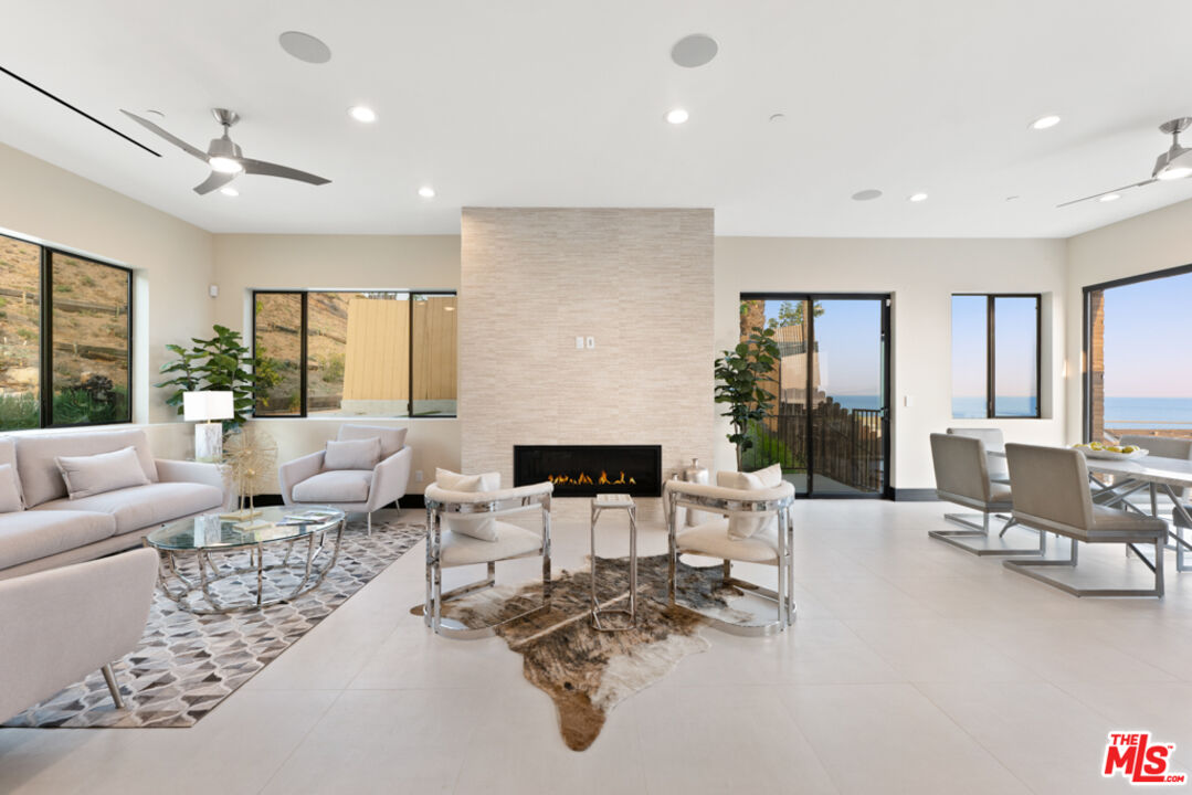 25411 Malibu Rd