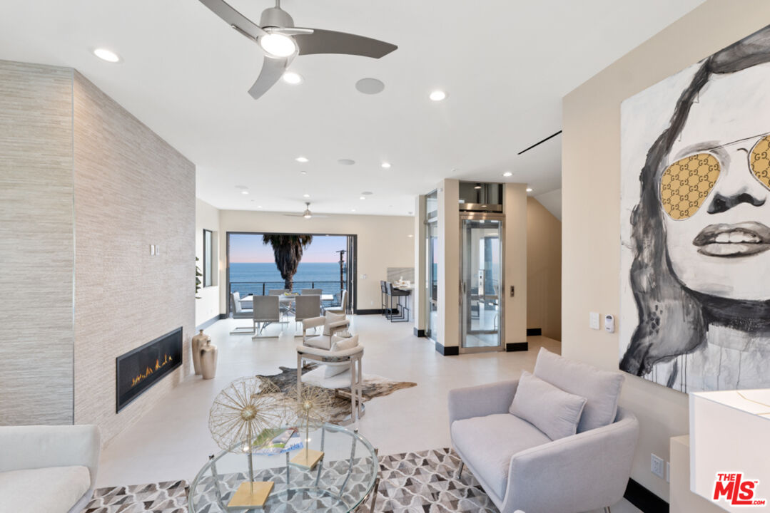25411 Malibu Rd