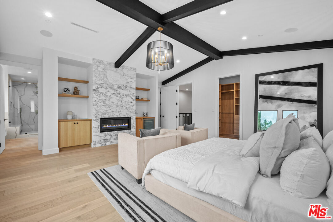 stunning modern farmhouse