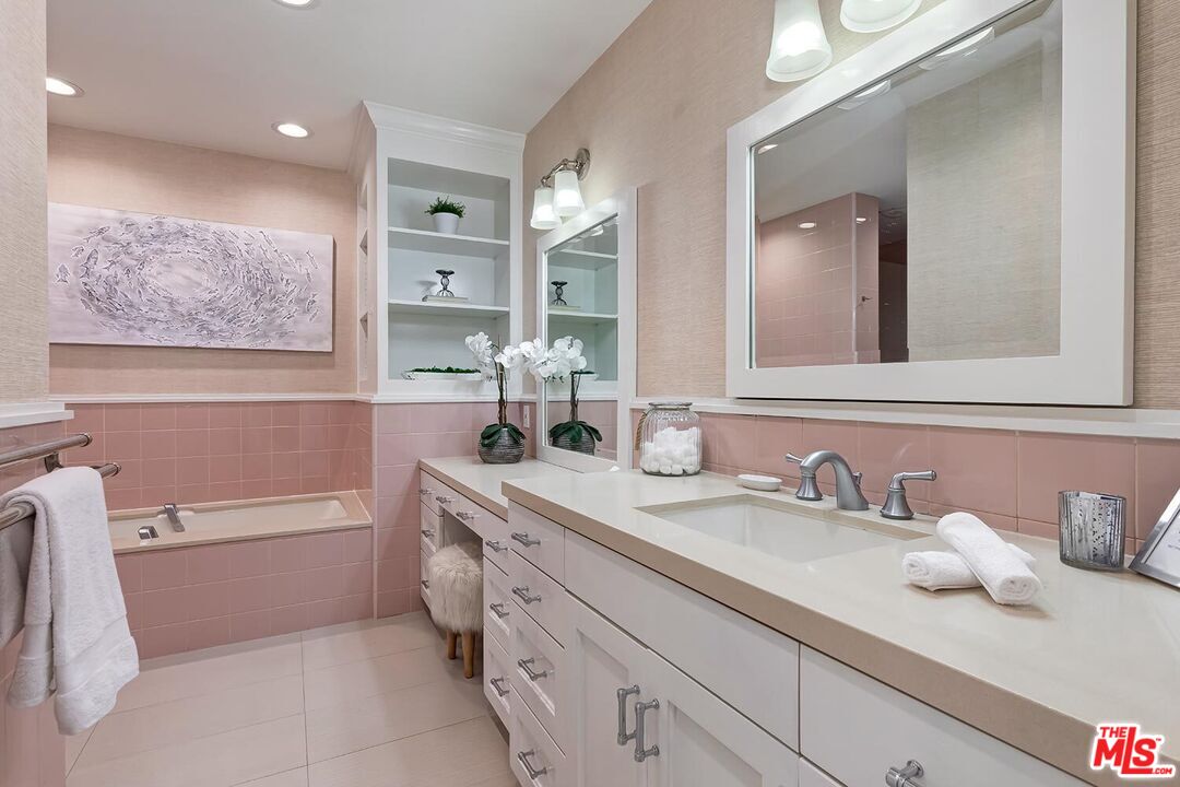 Exceptional Corner Residence at The Diplomat