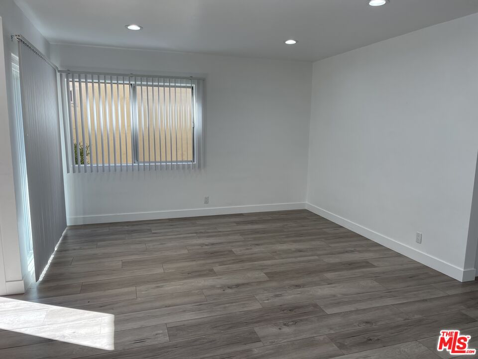 22343 PACIFIC COAST HWY Unit: 4