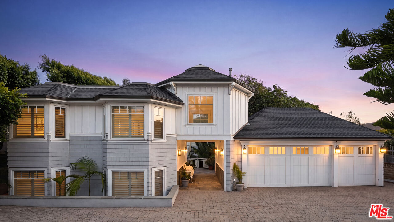 80-ft beachfront lot on exclusive broad beach 