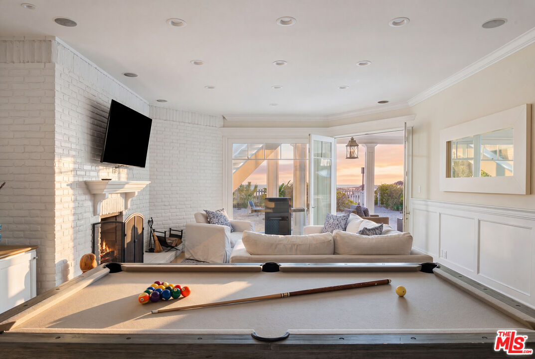 80-ft beachfront lot on exclusive broad beach 