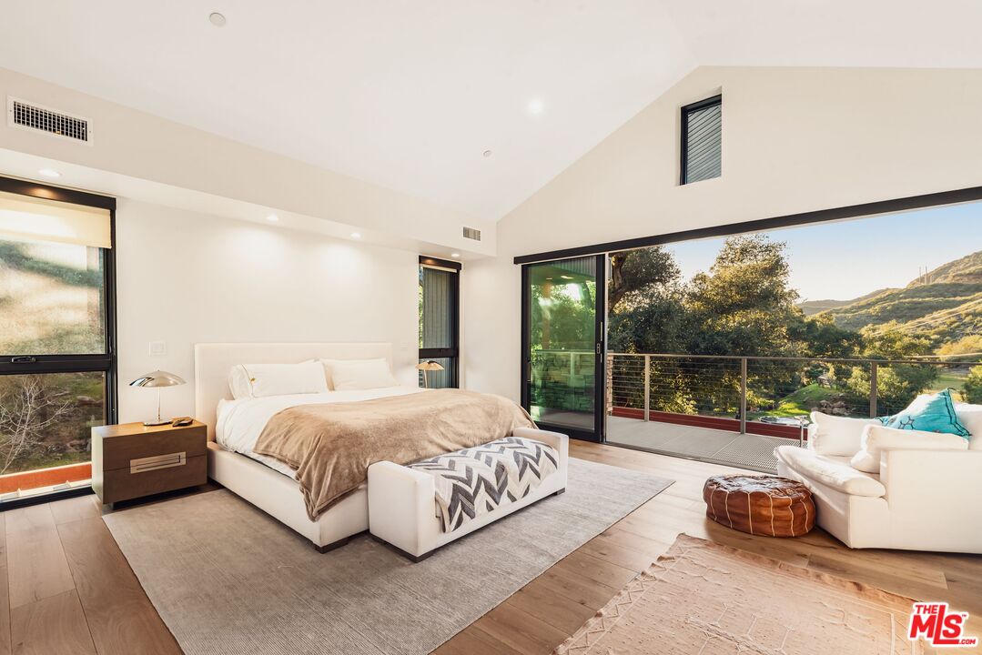 A rare Malibu sanctuary