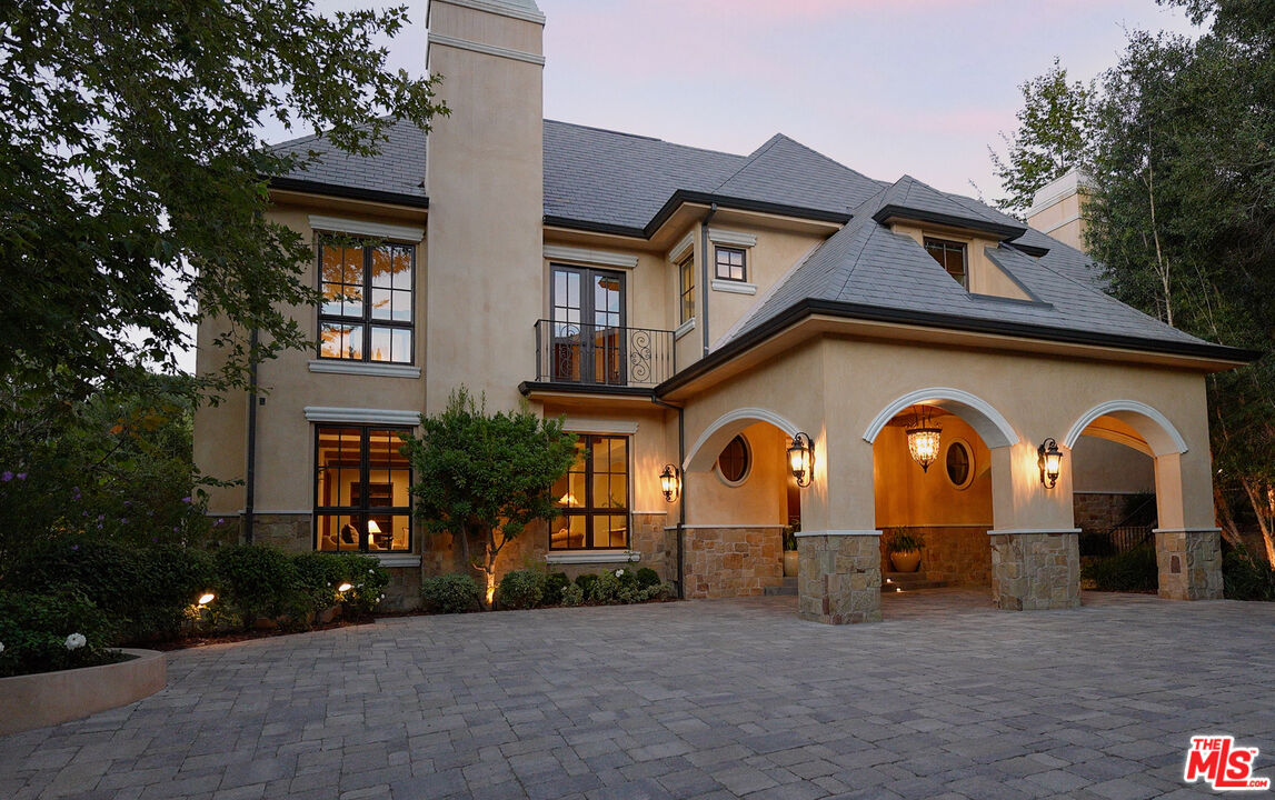 Villa Oeste