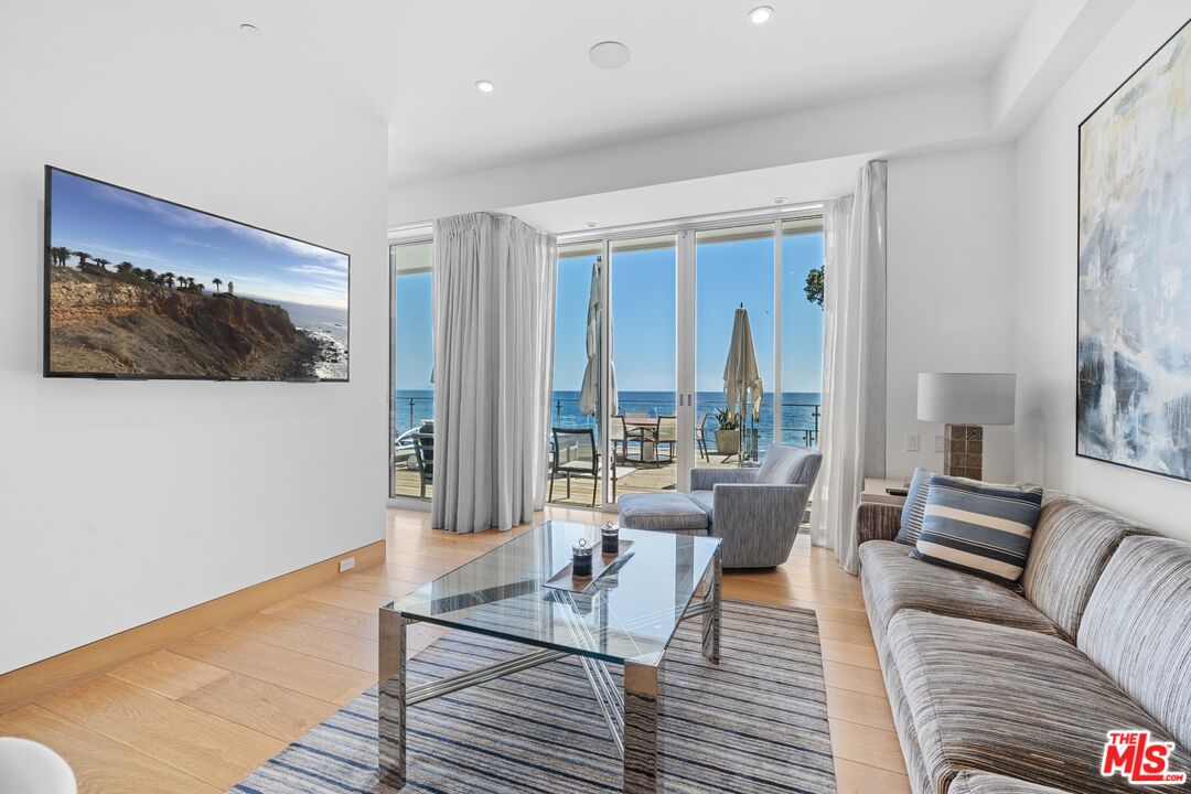 24380 Malibu Rd
