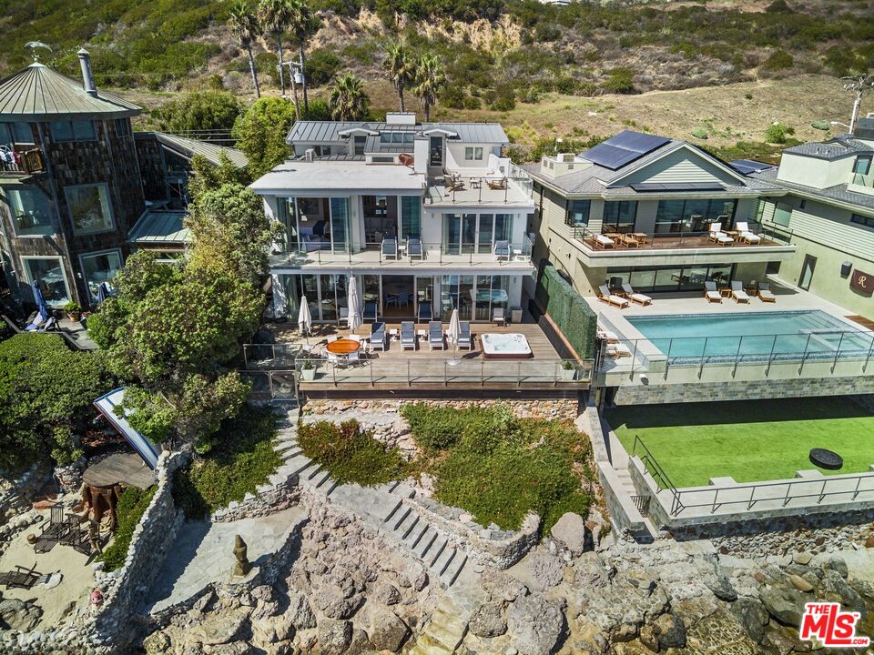 24380 Malibu Rd