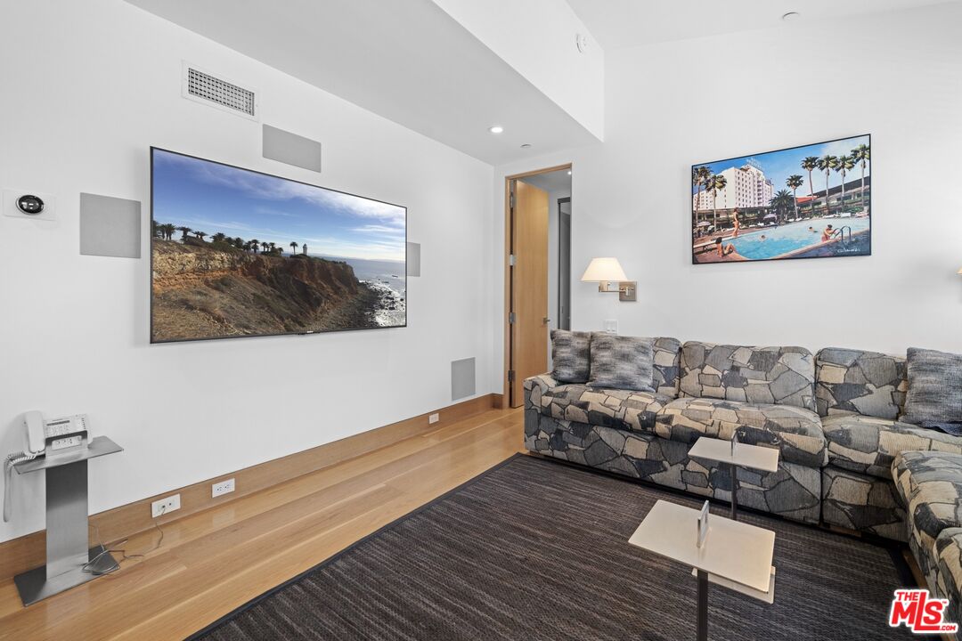 24380 Malibu Rd