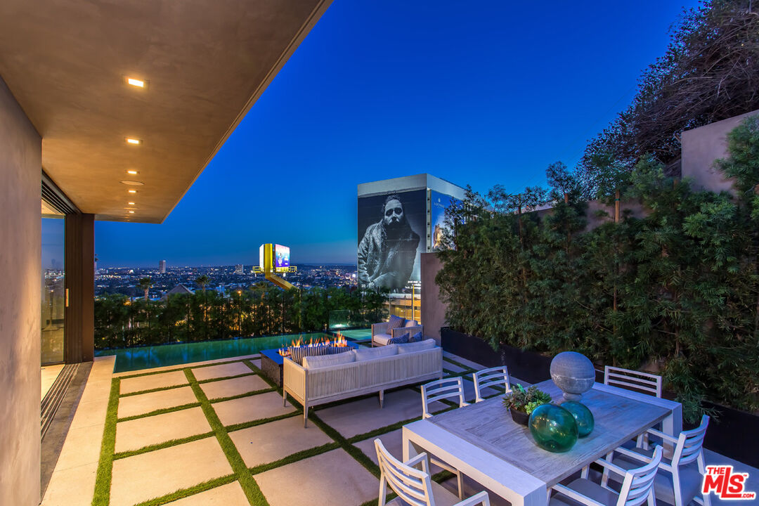 exquisitely crafted contemporary