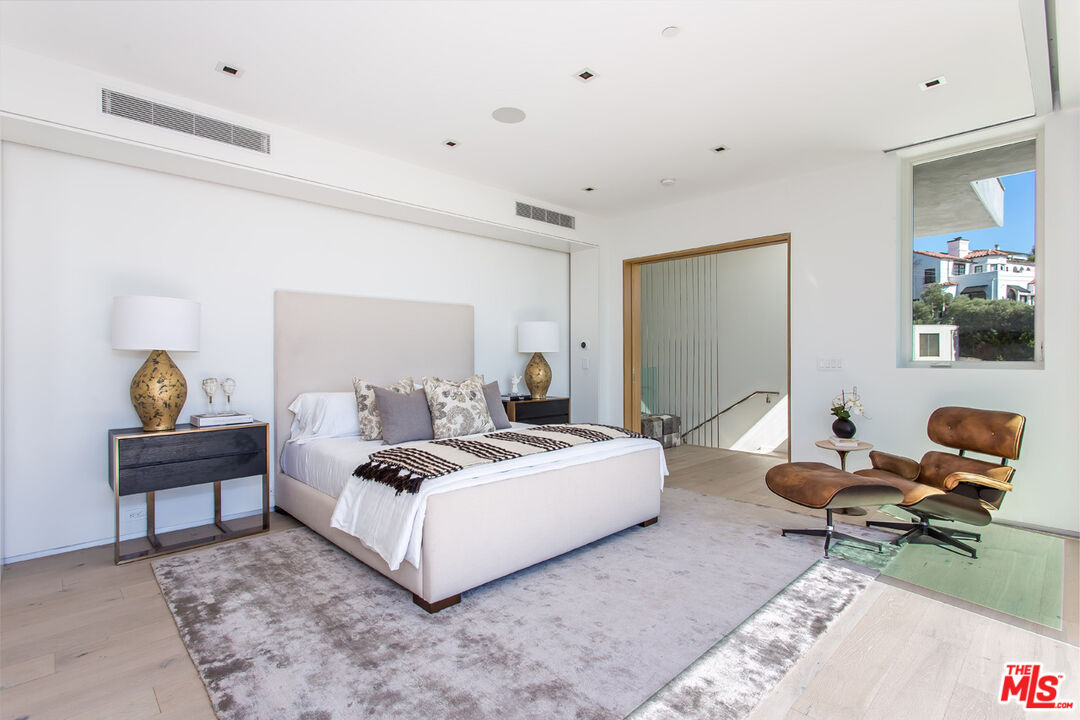 exquisitely crafted contemporary