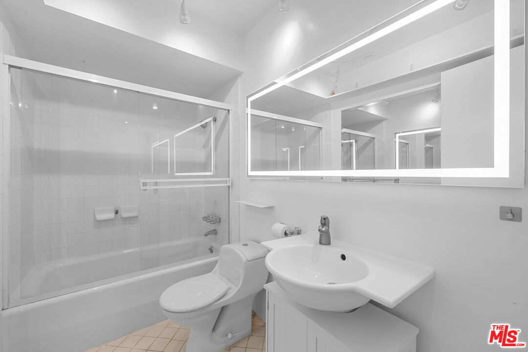 201 Ocean Ave Unit: 602B