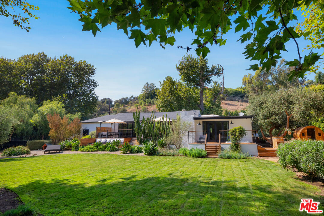 A secluded Malibu retreat