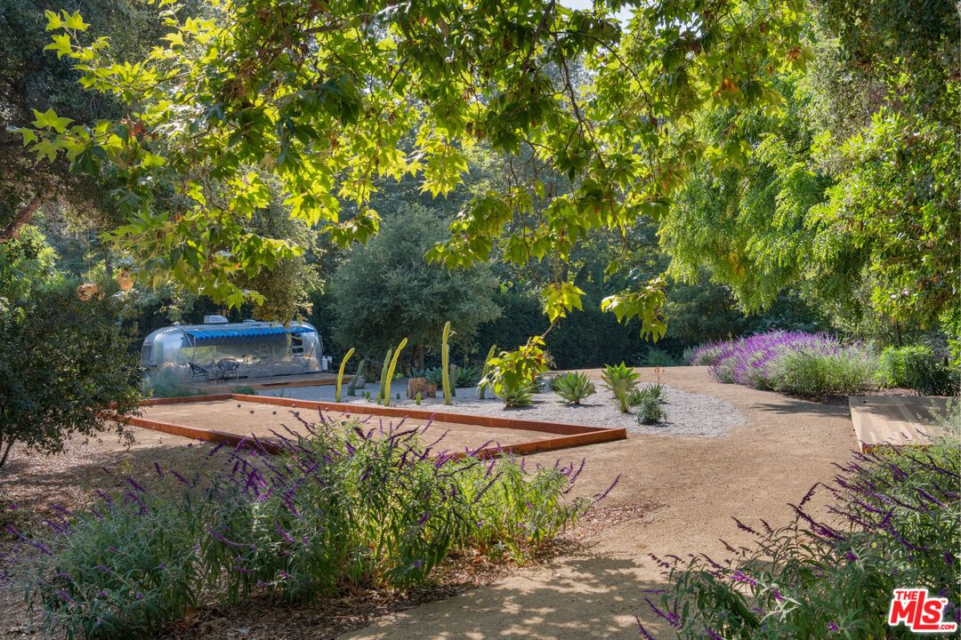 A secluded Malibu retreat