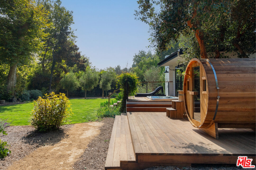 A secluded Malibu retreat