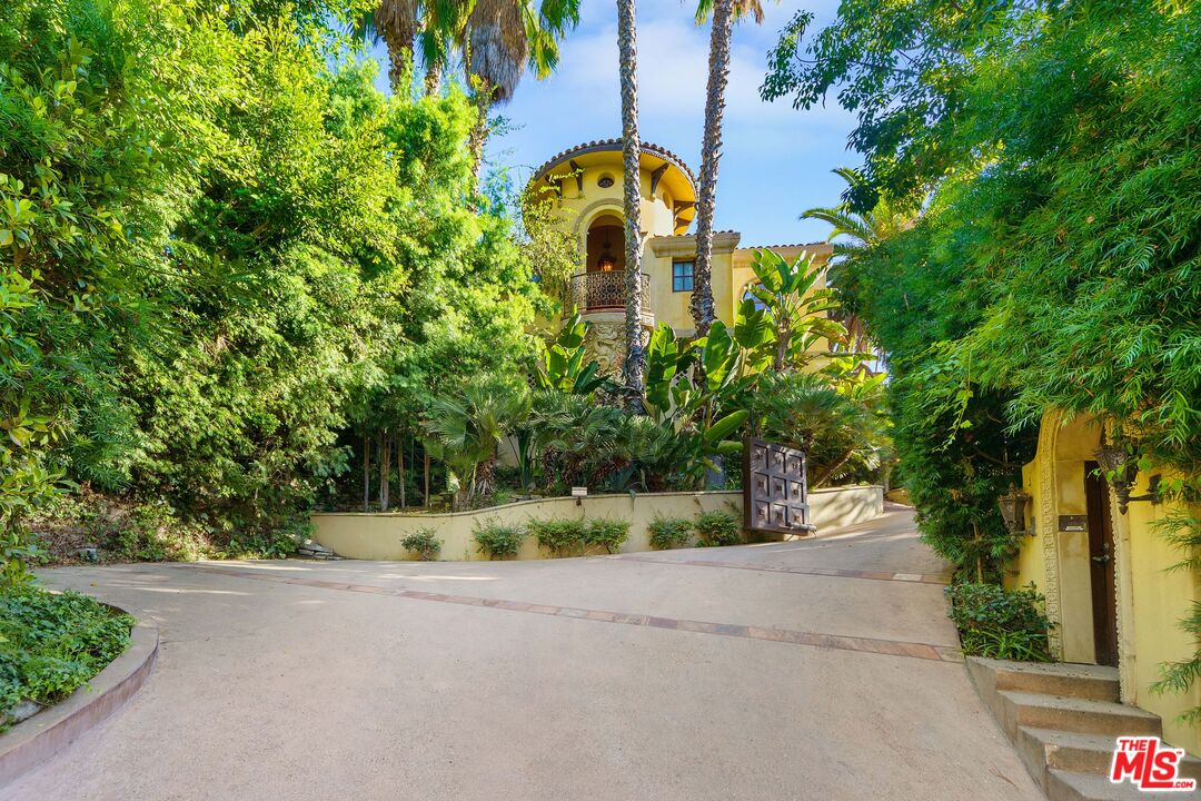 Hollywood Hills Compound