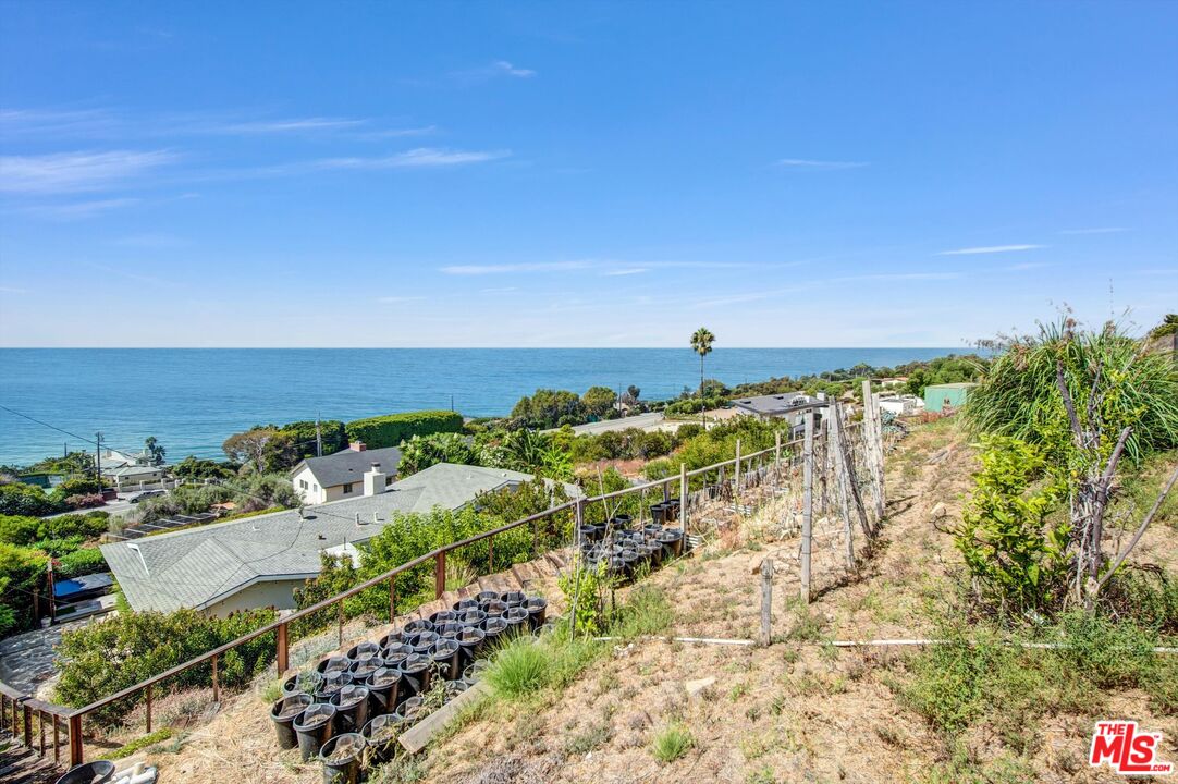 33333 Pacific Coast Hwy