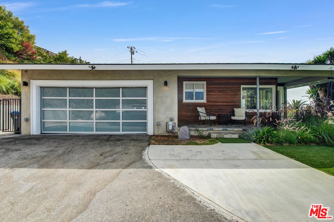 33333 Pacific Coast Hwy