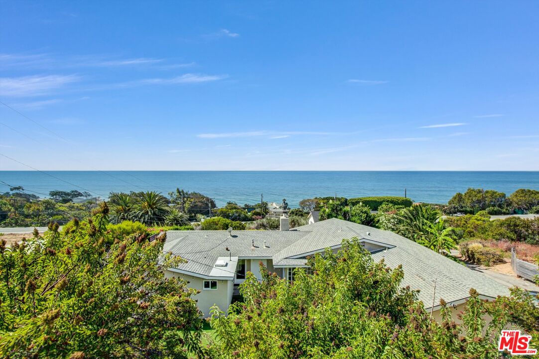 33333 Pacific Coast Hwy