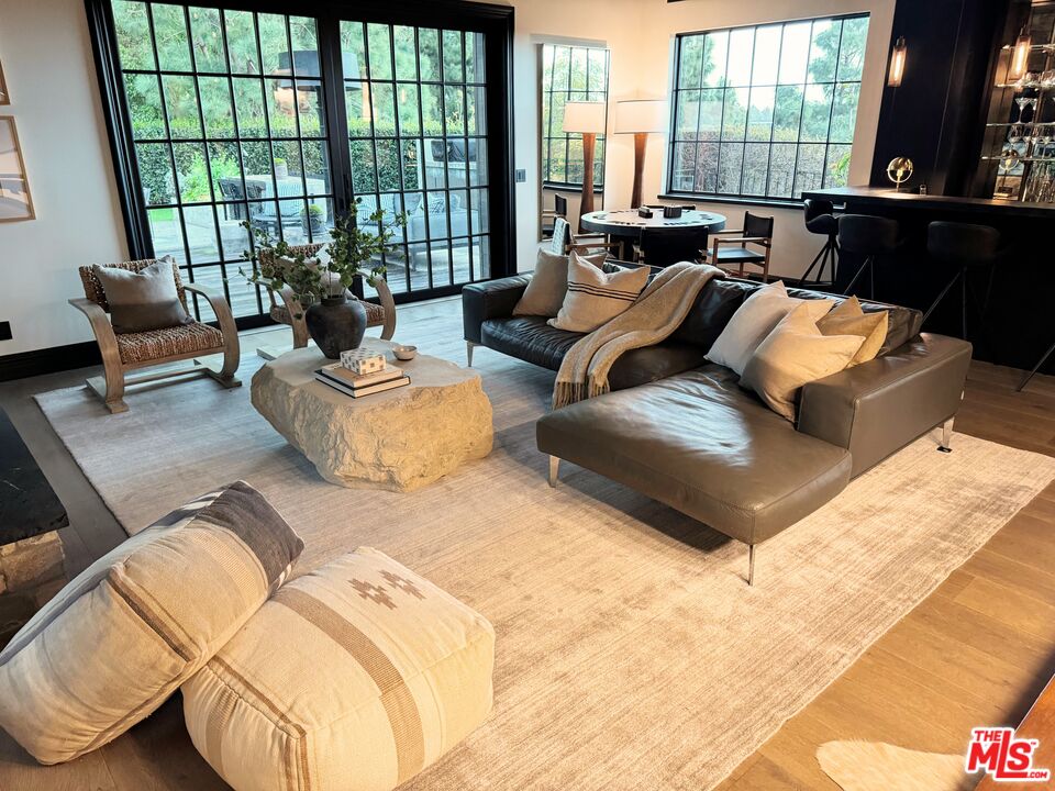 the desirable Riviera Palisades