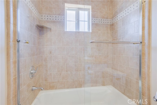 10756 Hortense ST Unit: 3