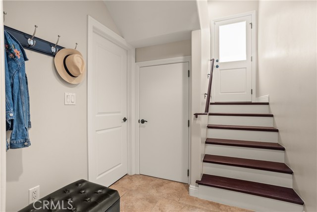 10756 Hortense ST Unit: 3