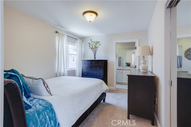 10756 Hortense ST Unit: 3