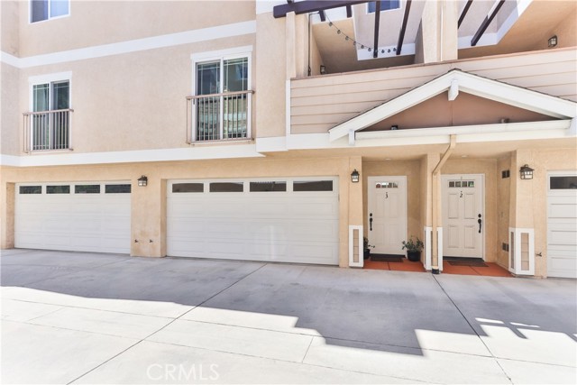 10756 Hortense ST Unit: 3